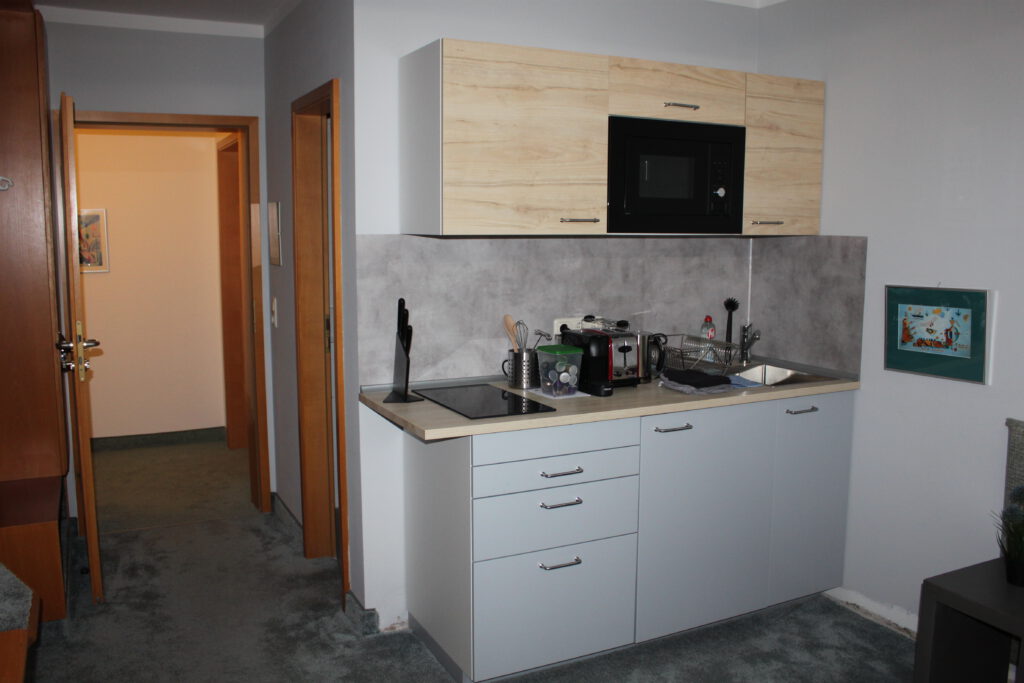 Zimmer mit Küche zur Langzeitvermietung