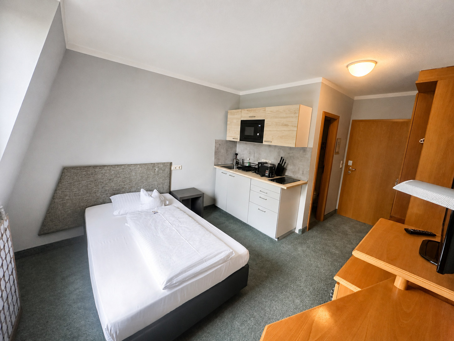 Zimmer mit Küchenzeile im Hotel Lachnerhof